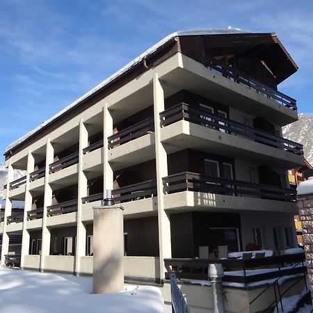 Hostel Walser Saas-Fee Bagian luar foto