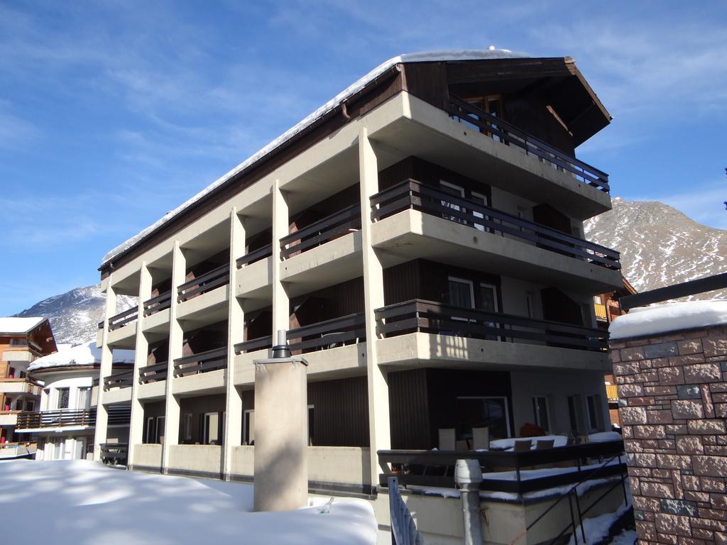 Hostel Walser Saas-Fee Bagian luar foto