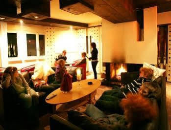 Hostel Walser Saas-Fee Bagian luar foto